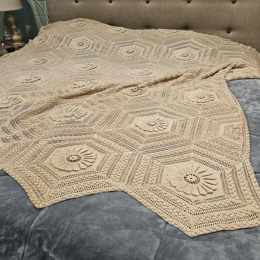 Vintage Cream 3d‎ Popcorn Sunflower Crochet Afghan Blanket King 96x104 He…